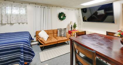 5 Mi to Museum of the North: Studio w/ Yard!