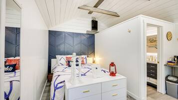 Apartment (0 Bedroom) | Interior