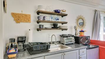 Apartment (0 Bedroom) | Interior