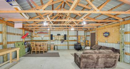 Rustic Sturgis Cabin Rental in Black Hills Forest!