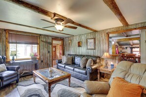 House (3 Bedrooms) | Interior - Rustic Sturgis Cabin Rental in Black Hills Forest! (Sturgis)