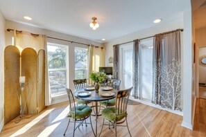 House (2 Bedrooms) | Interior - Pottsboro Vacation Rental - Walk to Lake Texoma! (Pottsboro)