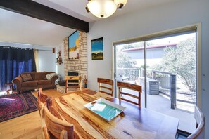 House (4 Bedrooms) | Interior - Sustainable Sanctuary: Rattlesnake Valley Retreat (Missoula)