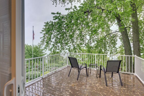 Sheboygan Getaway w/ Deck + On-site Lake Access!