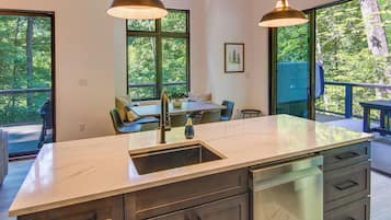 Rumah (2 Bedrooms) | Interior