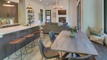 Rumah (2 Bedrooms) | Interior