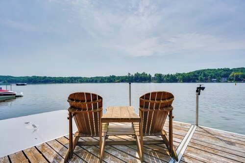 Porch & Views: Queensbury 'three Family Lakehouse'