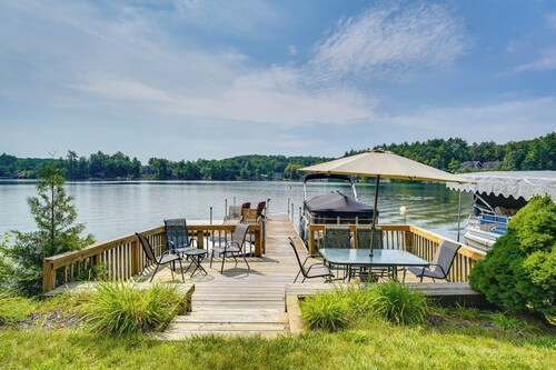 Porch & Views: Queensbury 'three Family Lakehouse'