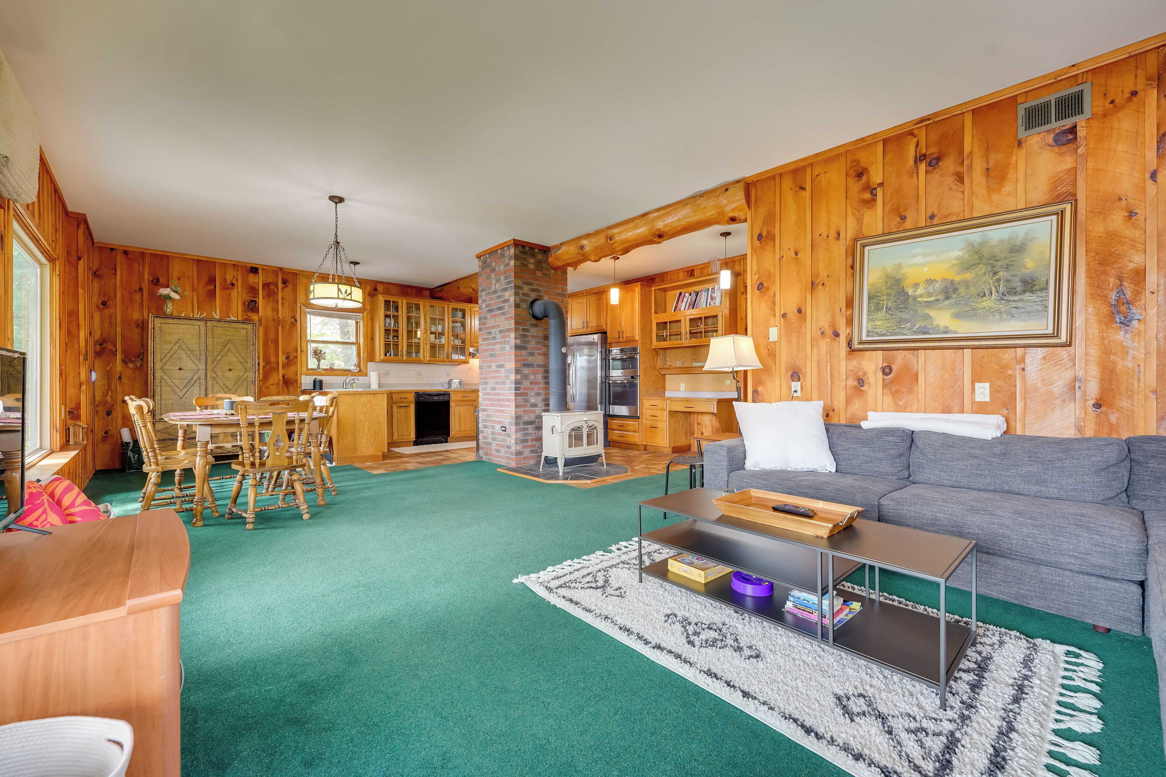 House (3 Bedrooms) | Interior