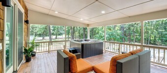 Pottboro Vacation Rental w/ Private Hot Tub!