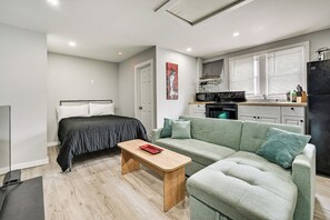 Apartment (0 Bedroom) | Bahagian dalam