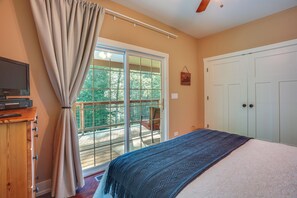 Cottage (2 Bedrooms) | Interior