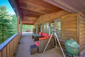 Terrace/patio - Cullowhee Mountain Retreat w/ Deck and Fire Pit! (Cullowhee)