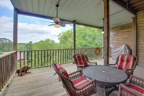 Interior - Lake Ouachita Vacation Rental w/ Community Pool (Mount Ida)