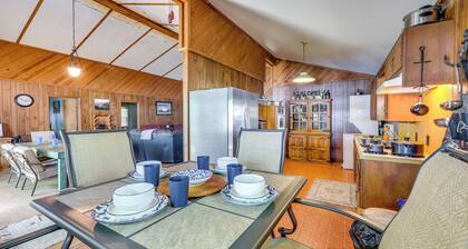 Rural Arkansas Vacation Rental w/ Lake Access