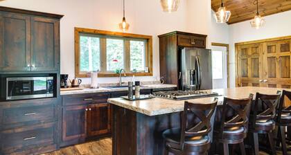 Merrifield Vacation Rental w/ Dock & River Access