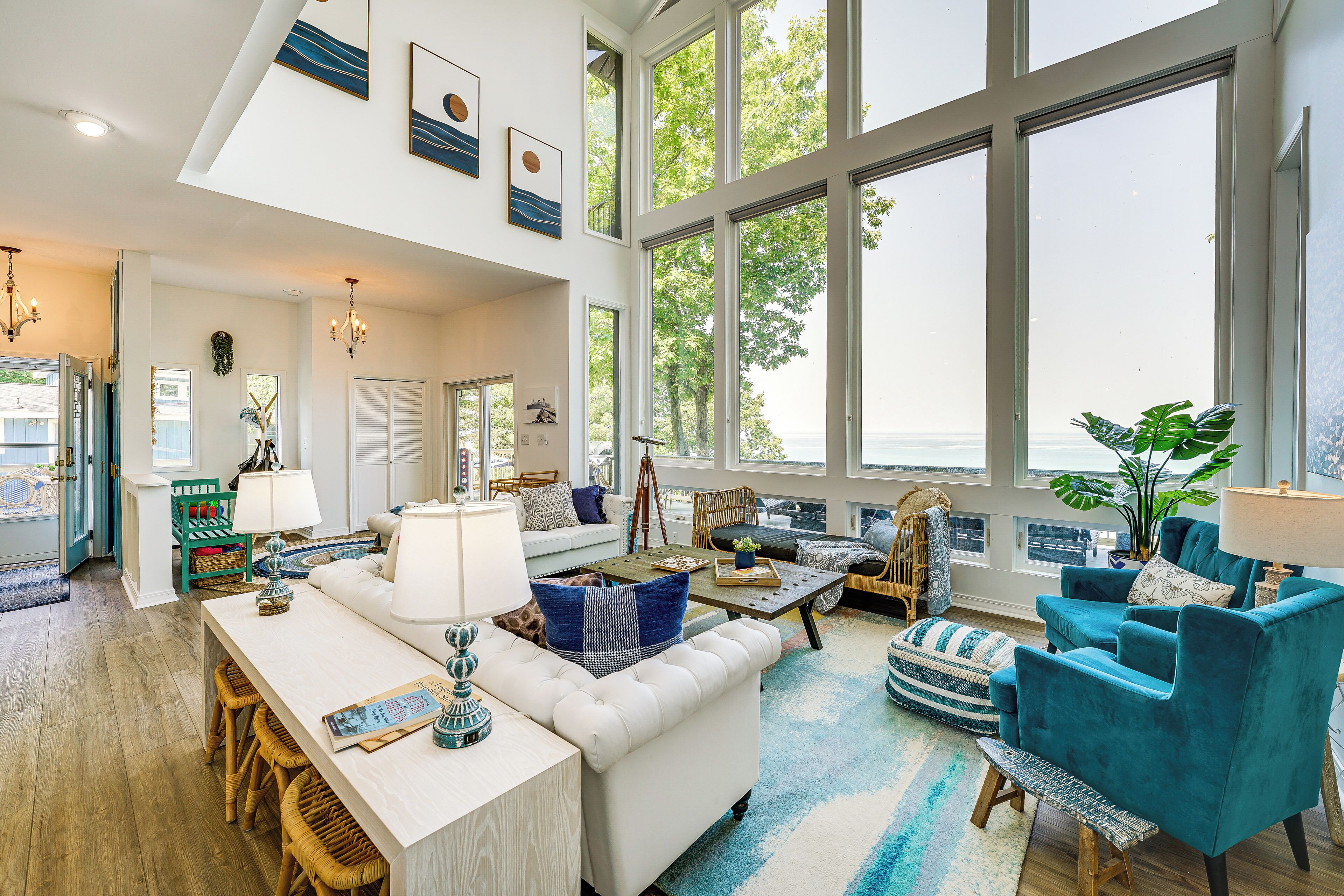 House (4 Bedrooms) | Interior