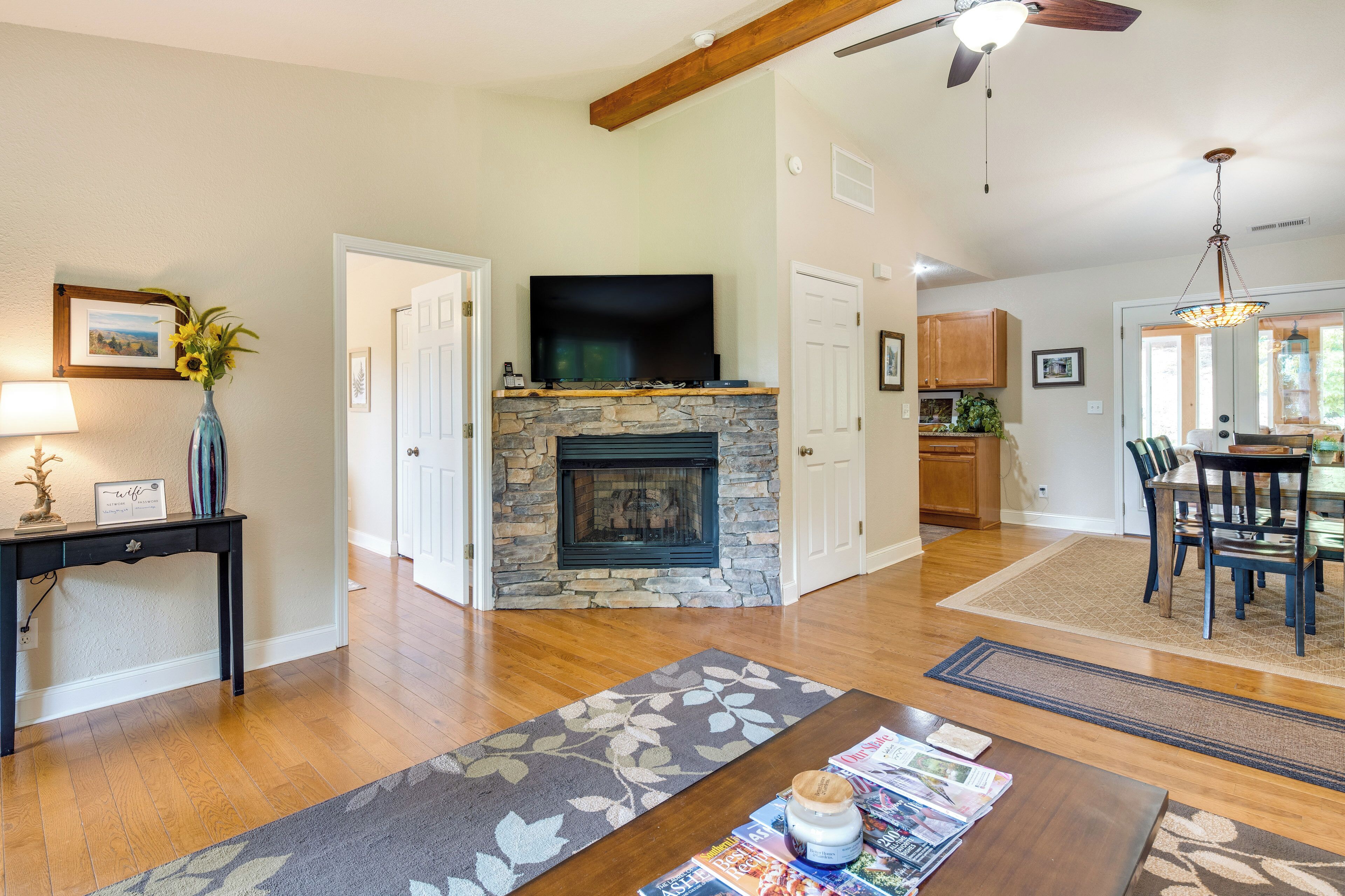 House (3 Bedrooms) | Interior