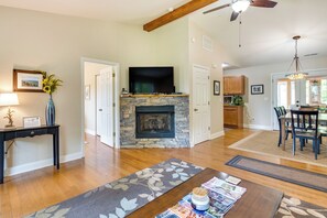 House (3 Bedrooms) | Interior - Blue Ridge Mountain Home w/ Sunroom: Pets Welcome (Fairview)