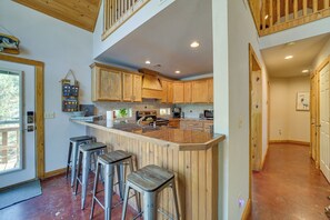 House (2 Bedrooms) | Interior