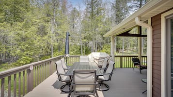 House (5 Bedrooms) | Interior