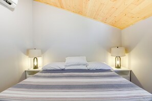 Cottage (2 Bedrooms) | Bahagian dalam