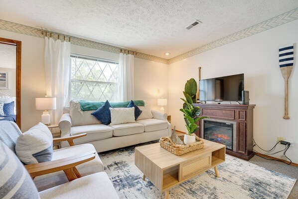 House (5 Bedrooms) | Interior