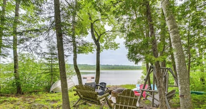 Secluded Harmony Cabin w/ Deck, Dock, Boats!