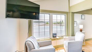 Cottage (2 Bedrooms) | Interior