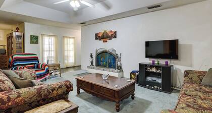 Screened Porch: Remote Harlingen House!