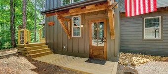 Charming Eclectic Vacation Rental w/ Beach Access!