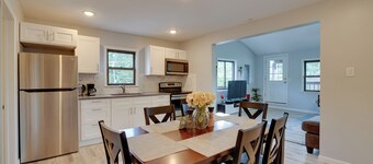 Second-floor Harveys Lake Apartment With Deck!