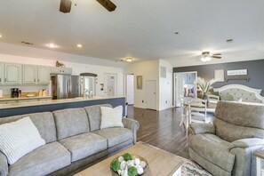 House (2 Bedrooms) | Interior