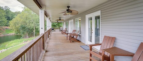 House (2 Bedrooms) | Interior