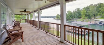 Lakefront Horseshoe Bend Home w/ Boat Dock!