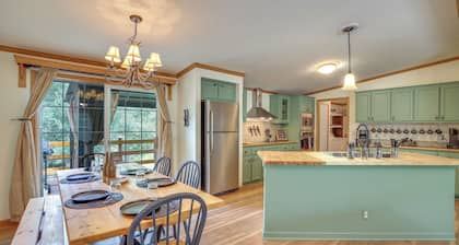 Modern Keystone Home: 4 Mi to Mount Rushmore!