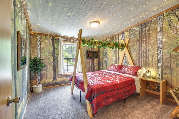 House (3 Bedrooms) | Interior