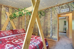 House (3 Bedrooms) | Interior - Modern Keystone Home: 4 Mi to Mount Rushmore! (Keystone)