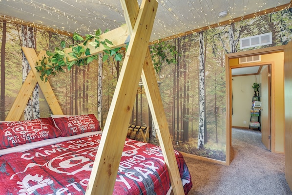 House (3 Bedrooms) | Interior - Modern Keystone Home: 4 Mi to Mount Rushmore! (Keystone)