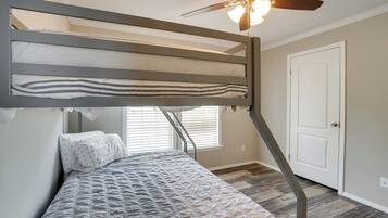 單棟房屋 (3 Bedrooms) | 內部