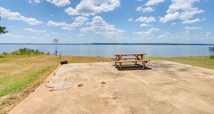 Many Waterfront Vacation Rental w/ Boat Launch!