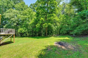 House (3 Bedrooms) | Interior - Charming Jonesville Home w/ Grill - Near Wineries! (Jonesville)