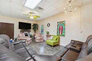 Nhà (3 Bedrooms) | Nội thất