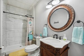 Huis (3 Bedrooms) | Badkamer
