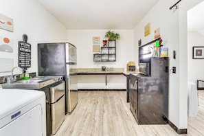 Cottage (2 Bedrooms) | Interior
