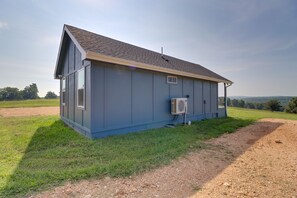 Exterior - Secluded Compton Home: Natural Views & WFH Station (Compton)