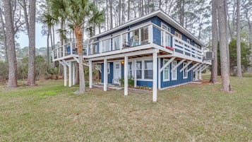 House (4 Bedrooms) | Front of property