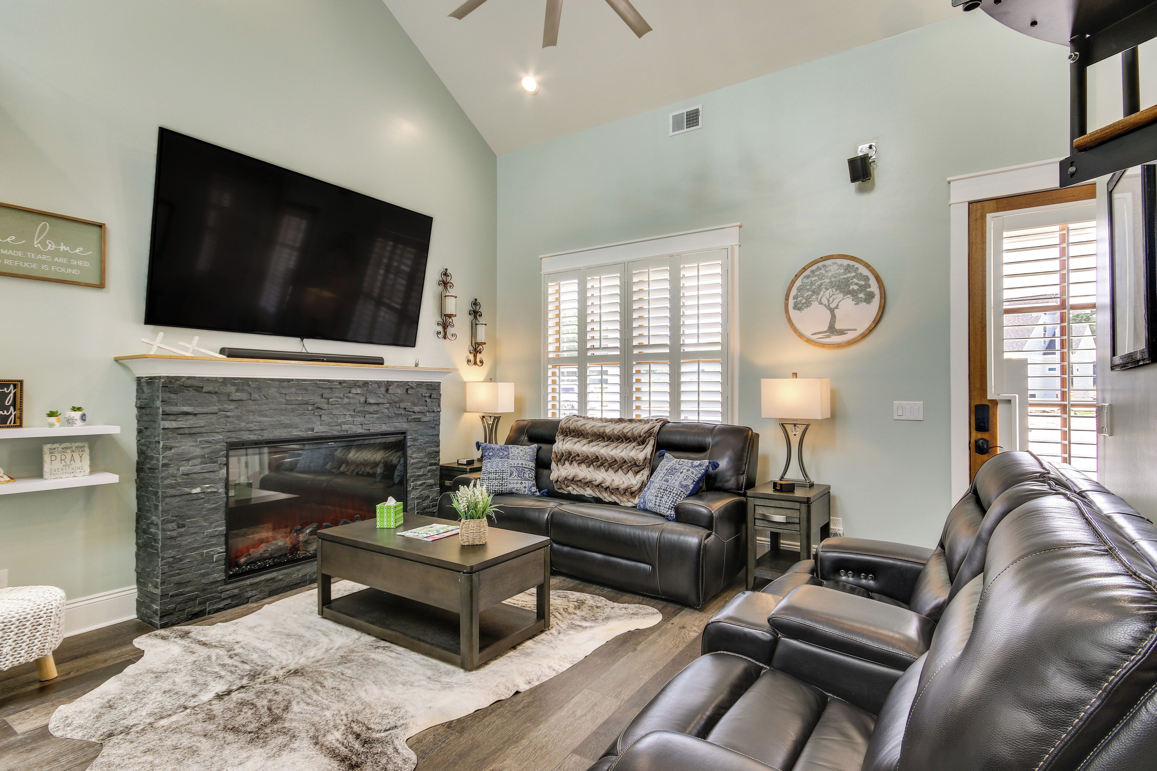 Cottage (2 Bedrooms) | Interior