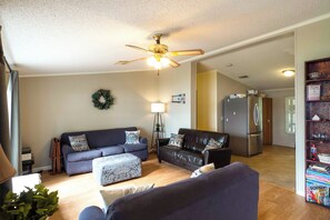Rumah (4 Bedrooms) | Interior