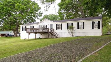 單棟房屋 (4 Bedrooms) | 住宿正面